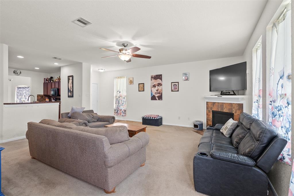 19034 Ashford Square Street, Tomball, Texas image 4