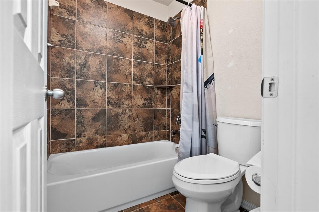 19034 Ashford Square Street, Tomball, Texas image 17