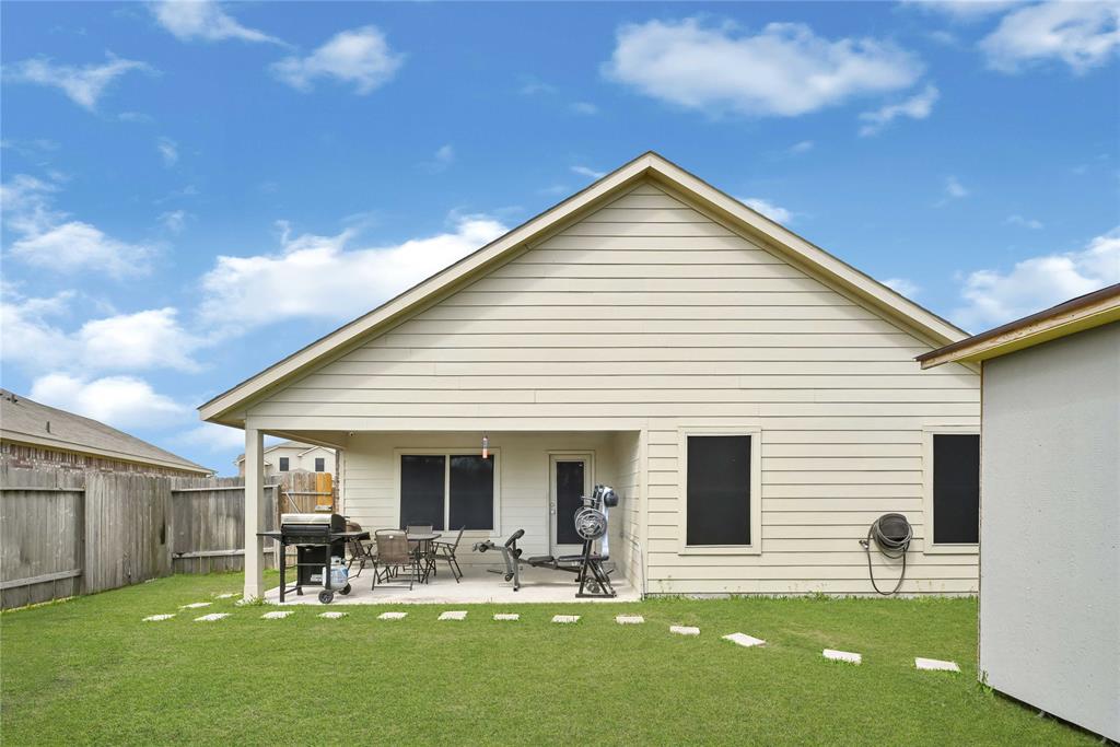 1226 Mira Colina Road, Channelview, Texas image 20