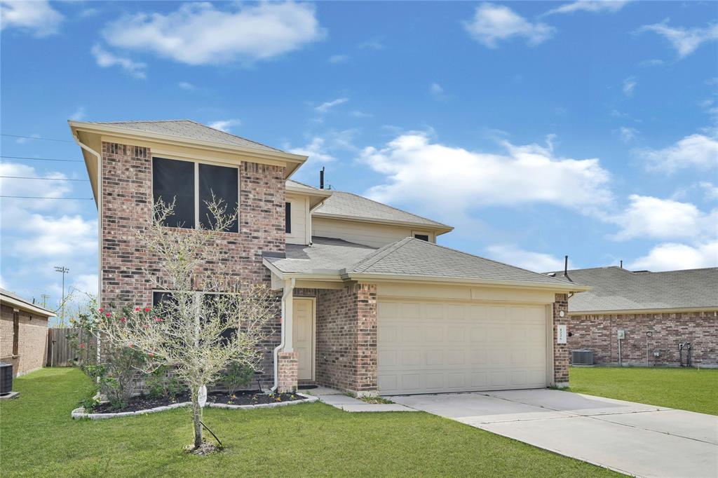 1226 Mira Colina Road, Channelview, Texas image 1