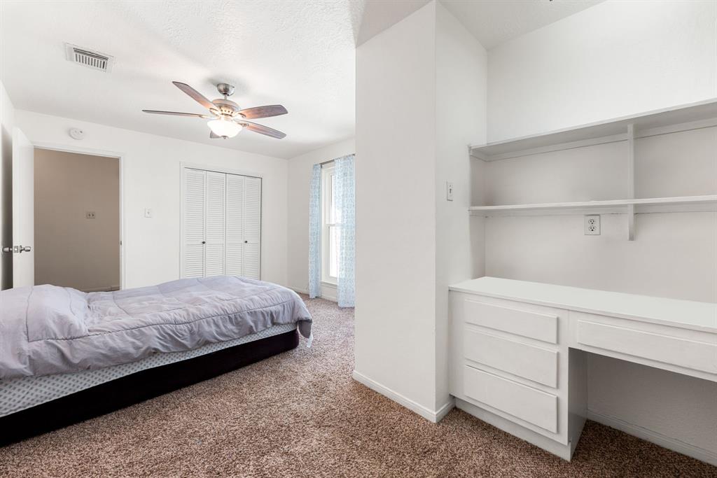 7306 Creek Crest Drive, Houston, Texas image 12