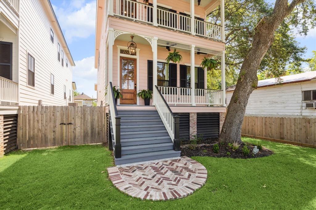 1518 31st Street, Galveston, Texas image 3