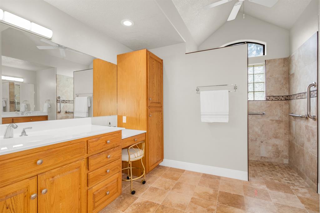 111 Cliffbrook Lane, Cleveland, Texas image 19