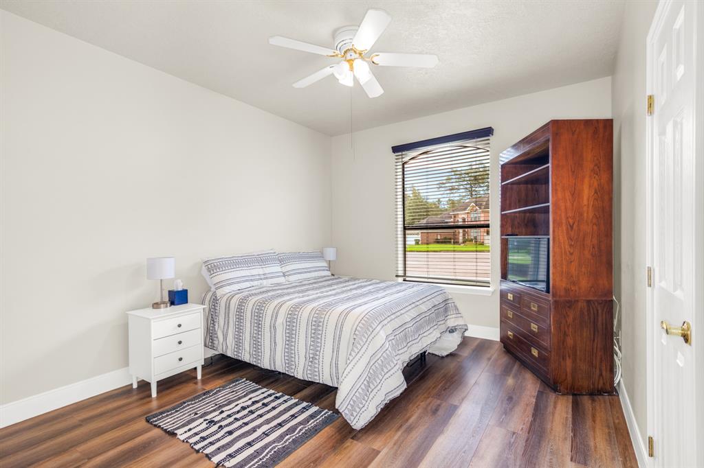 111 Cliffbrook Lane, Cleveland, Texas image 22