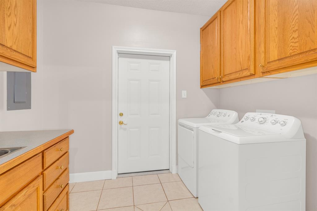 111 Cliffbrook Lane, Cleveland, Texas image 30