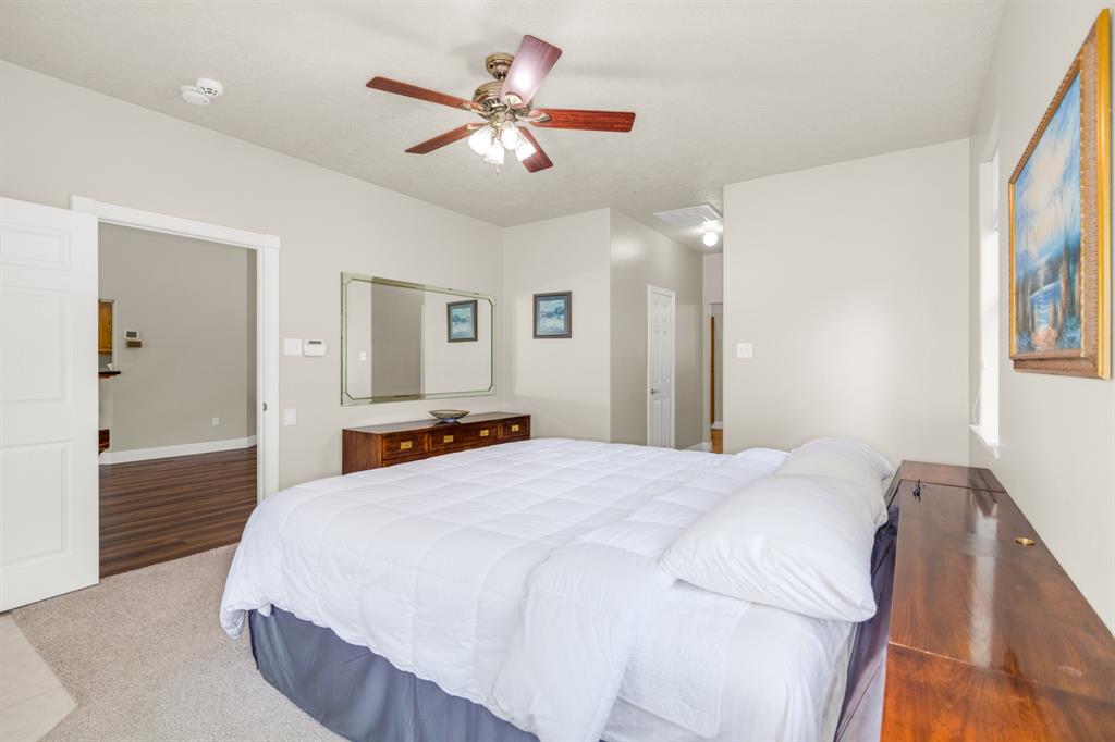 111 Cliffbrook Lane, Cleveland, Texas image 17