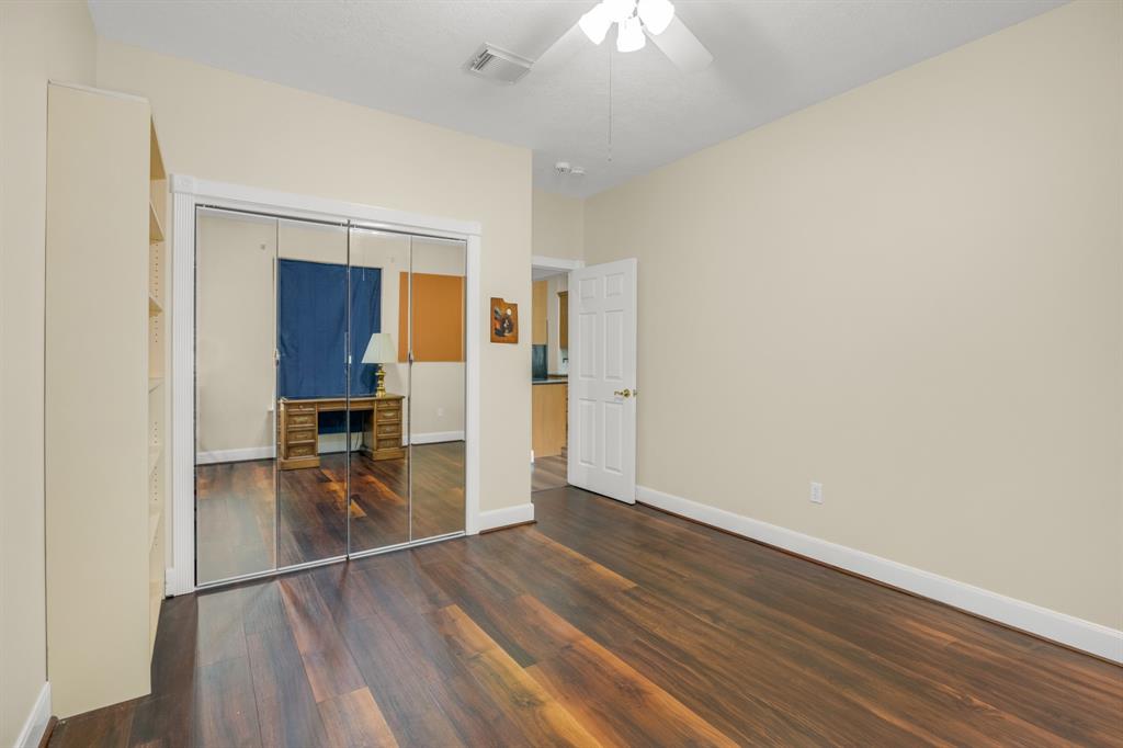111 Cliffbrook Lane, Cleveland, Texas image 24