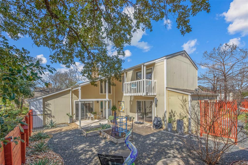 2613 Rustling Oaks Drive, Bryan, Texas image 5
