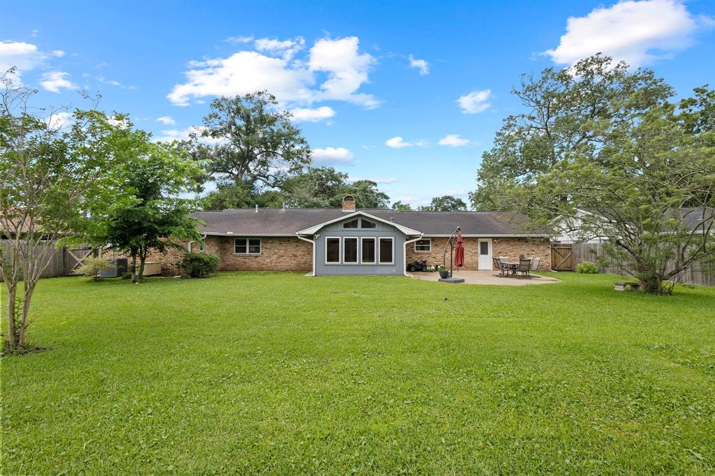 2040 Chevy Chase Lane, Beaumont, Texas image 21