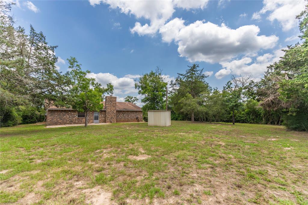 117 Dogwood Trail, Bellville, Texas image 16