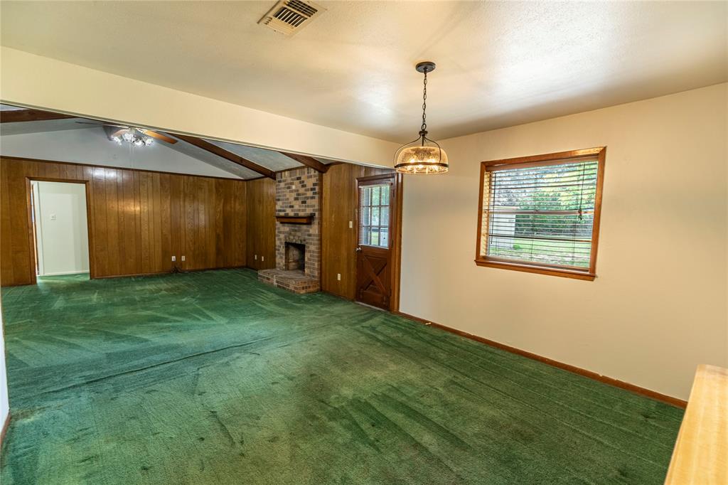 117 Dogwood Trail, Bellville, Texas image 5
