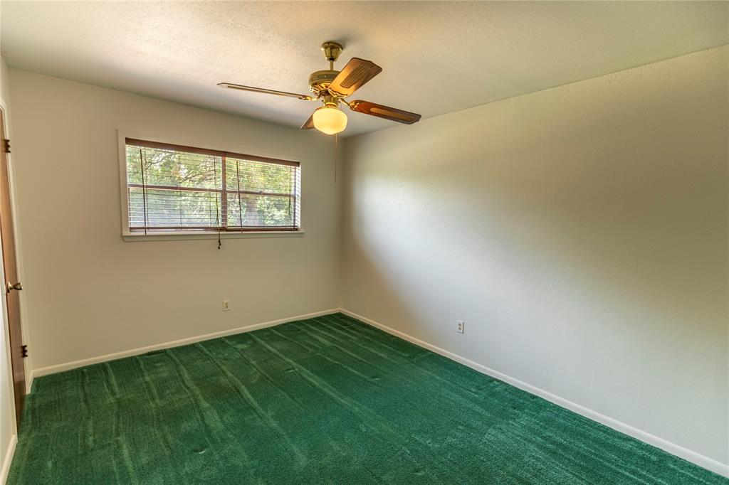 117 Dogwood Trail, Bellville, Texas image 7