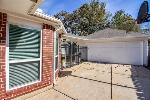 A home in Missouri City