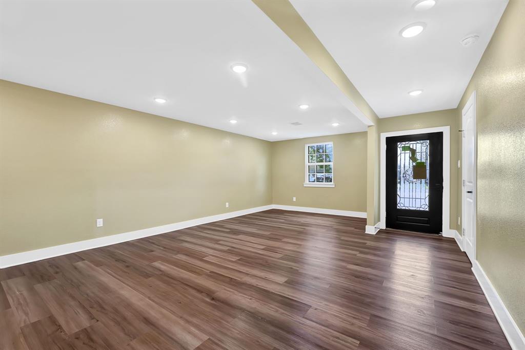 304 Michigan Street, South Houston, Texas image 2