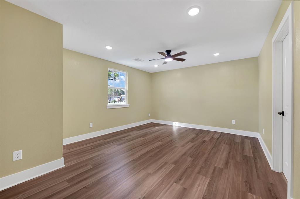 304 Michigan Street, South Houston, Texas image 14