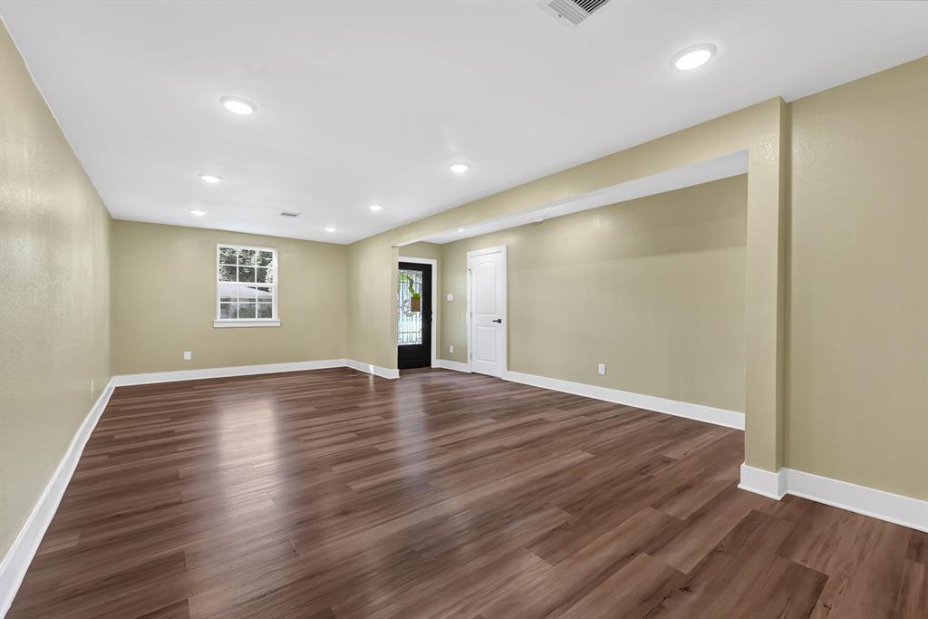 304 Michigan Street, South Houston, Texas image 3