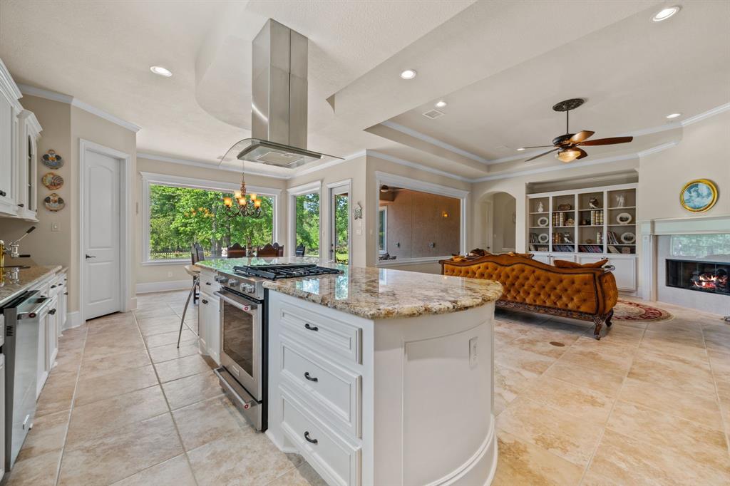 3303 N Cotswold Manor Drive, Houston, Texas image 17