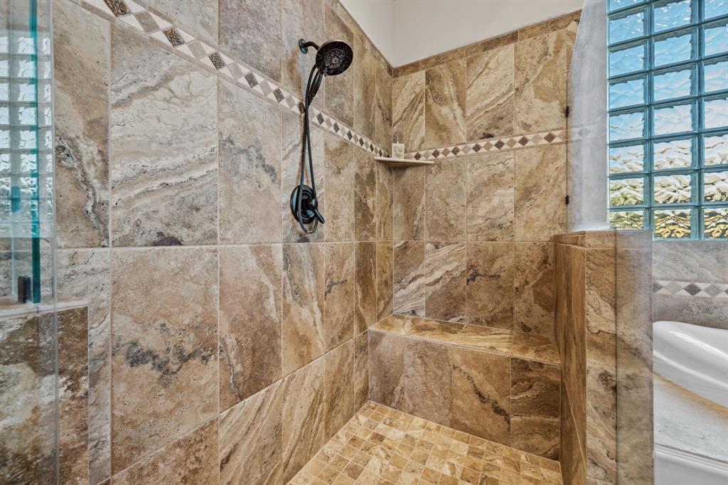 3303 N Cotswold Manor Drive, Houston, Texas image 27