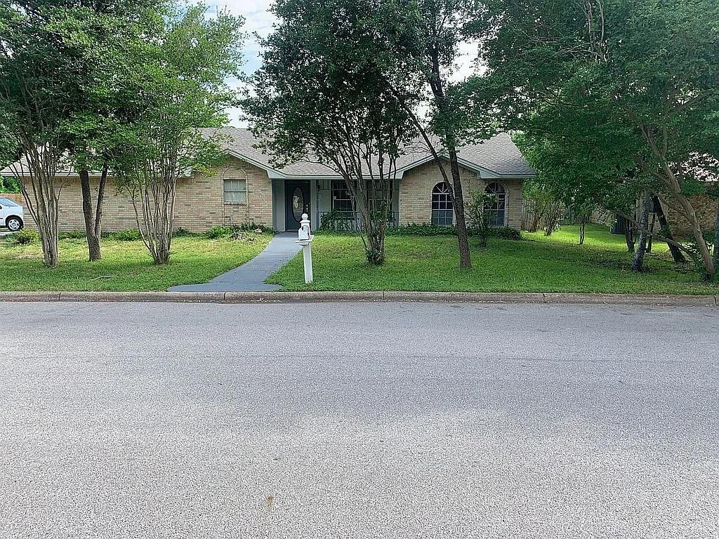 1506 Todd Trail, College Station, Texas image 22