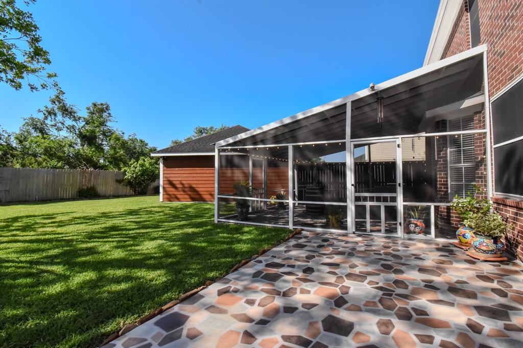 106 Plum Circle, Lake Jackson, Texas image 45