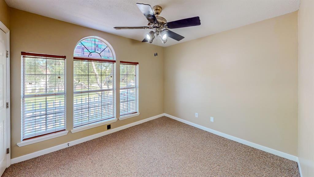 106 Plum Circle, Lake Jackson, Texas image 19