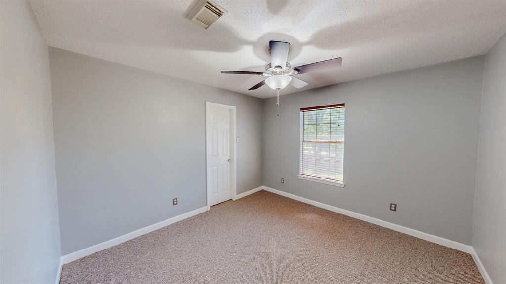 106 Plum Circle, Lake Jackson, Texas image 27