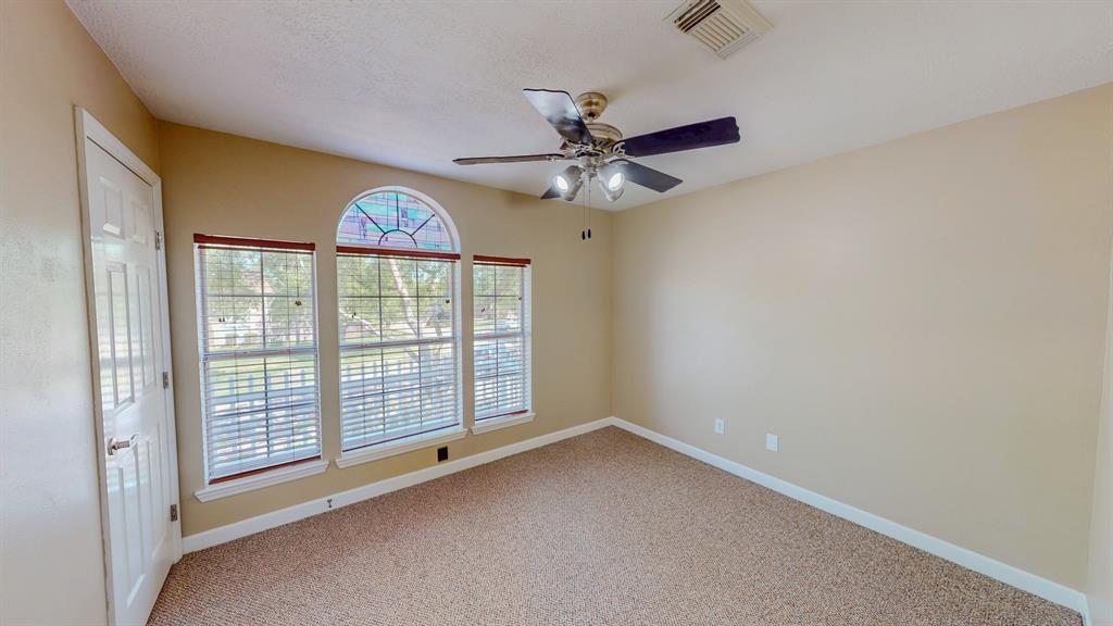 106 Plum Circle, Lake Jackson, Texas image 28