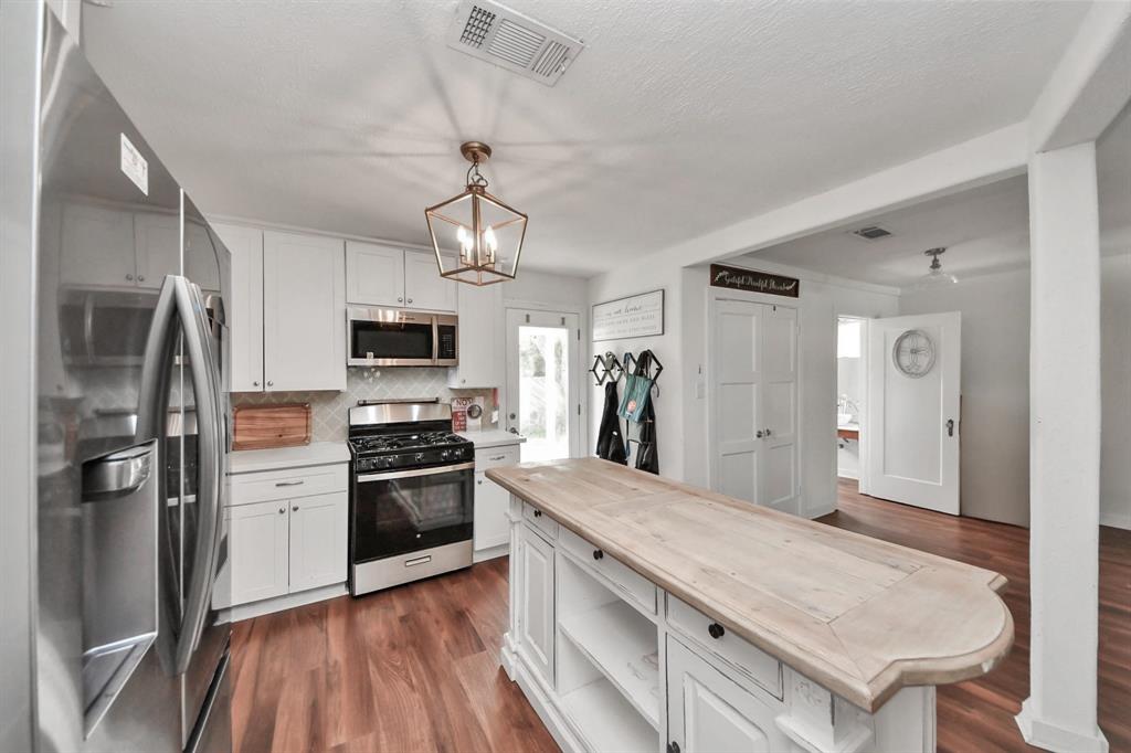600 Old Galveston Road, Alvin, Texas image 12