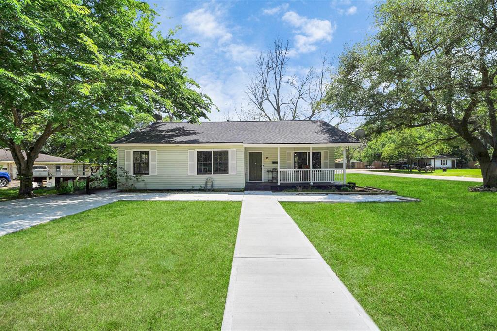 600 Old Galveston Road, Alvin, Texas image 1
