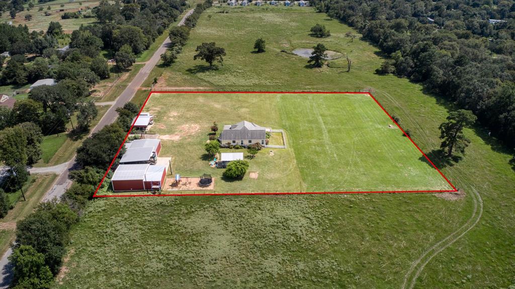 535A Scroggins Lane, Waller, Texas image 2