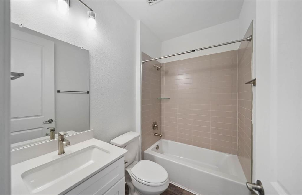 6118 Clementine Zest Drive, Manvel, Texas image 3
