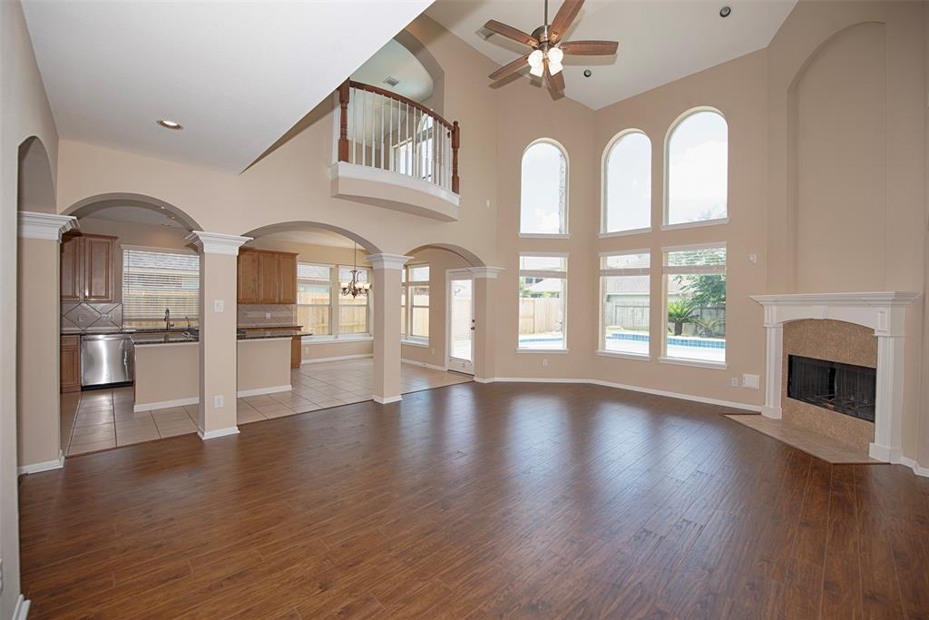 3402 Monarch Meadow Lane, Pearland, Texas image 21