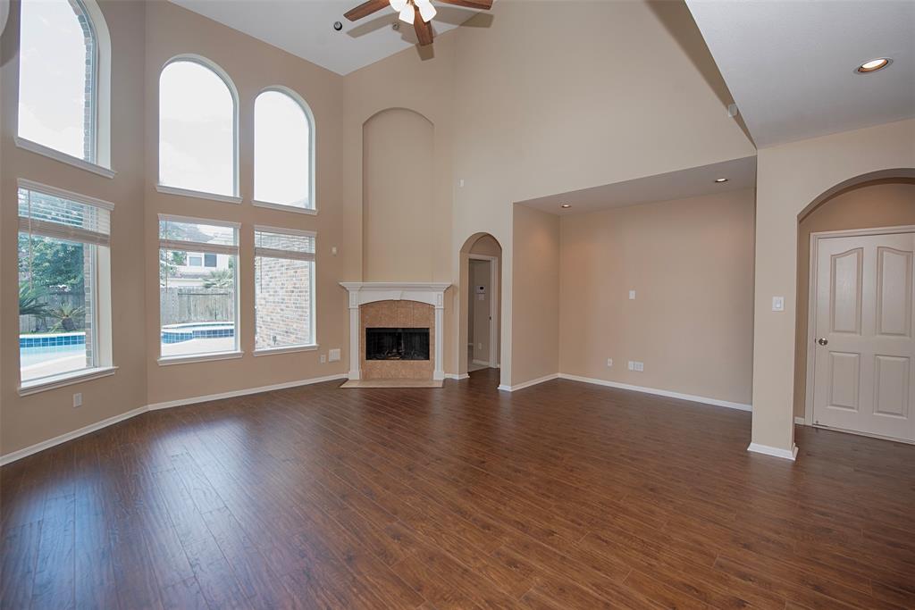 3402 Monarch Meadow Lane, Pearland, Texas image 20