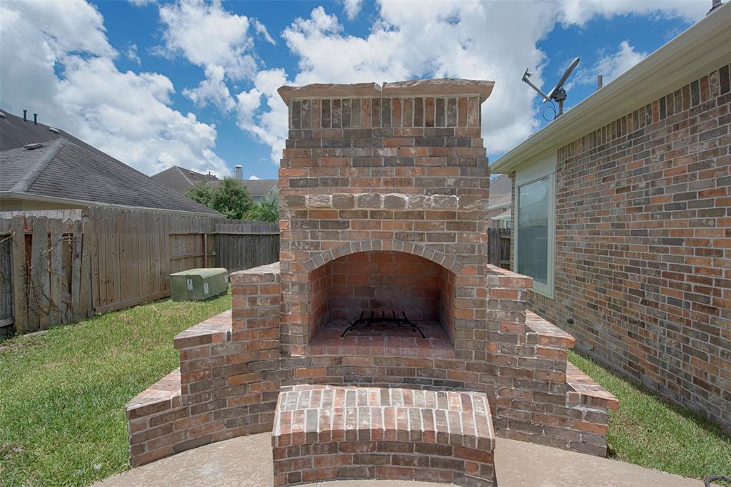 3402 Monarch Meadow Lane, Pearland, Texas image 45