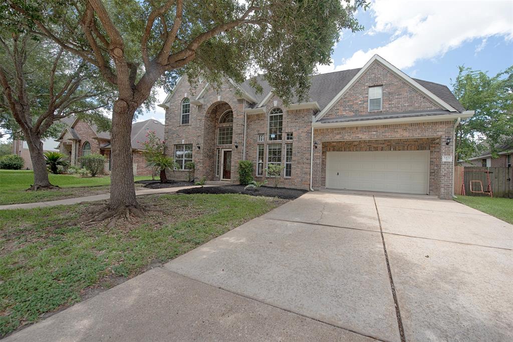 3402 Monarch Meadow Lane, Pearland, Texas image 3