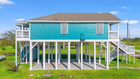 A home in Port Bolivar