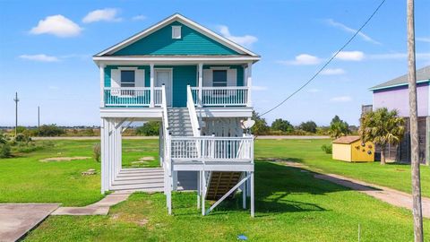 A home in Port Bolivar