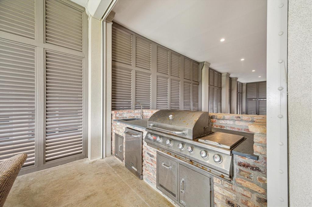 2445 E Seaside Drive, Galveston, Texas image 42