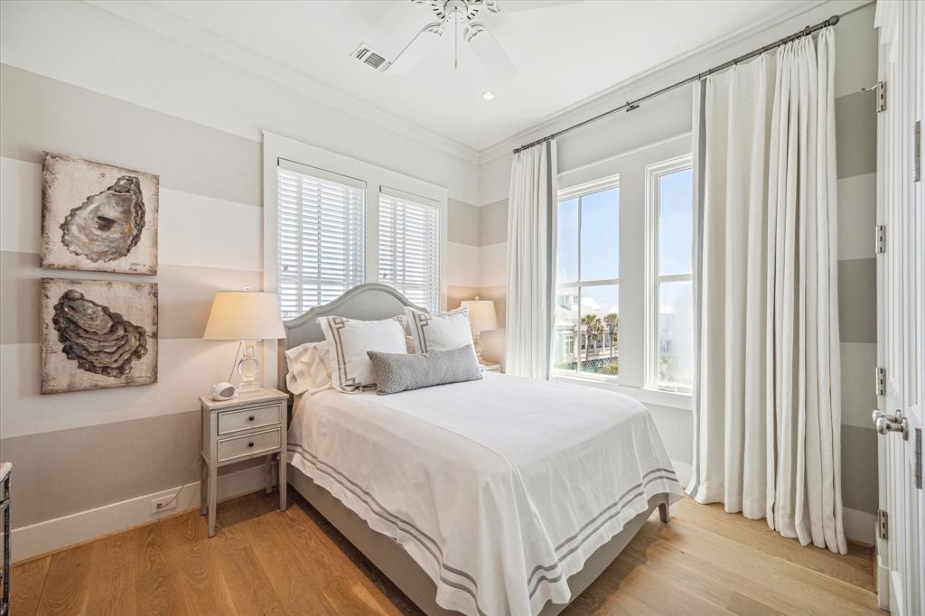 2445 E Seaside Drive, Galveston, Texas image 36