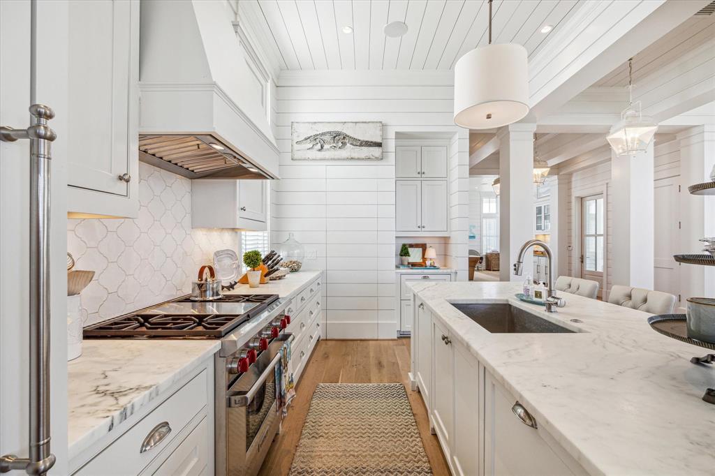 2445 E Seaside Drive, Galveston, Texas image 11