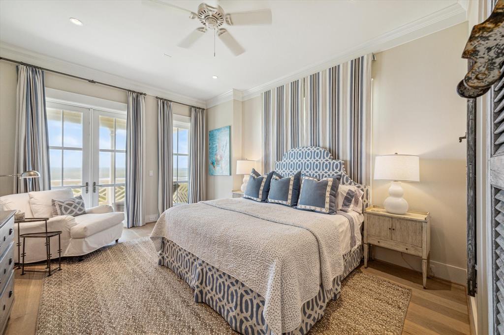2445 E Seaside Drive, Galveston, Texas image 34