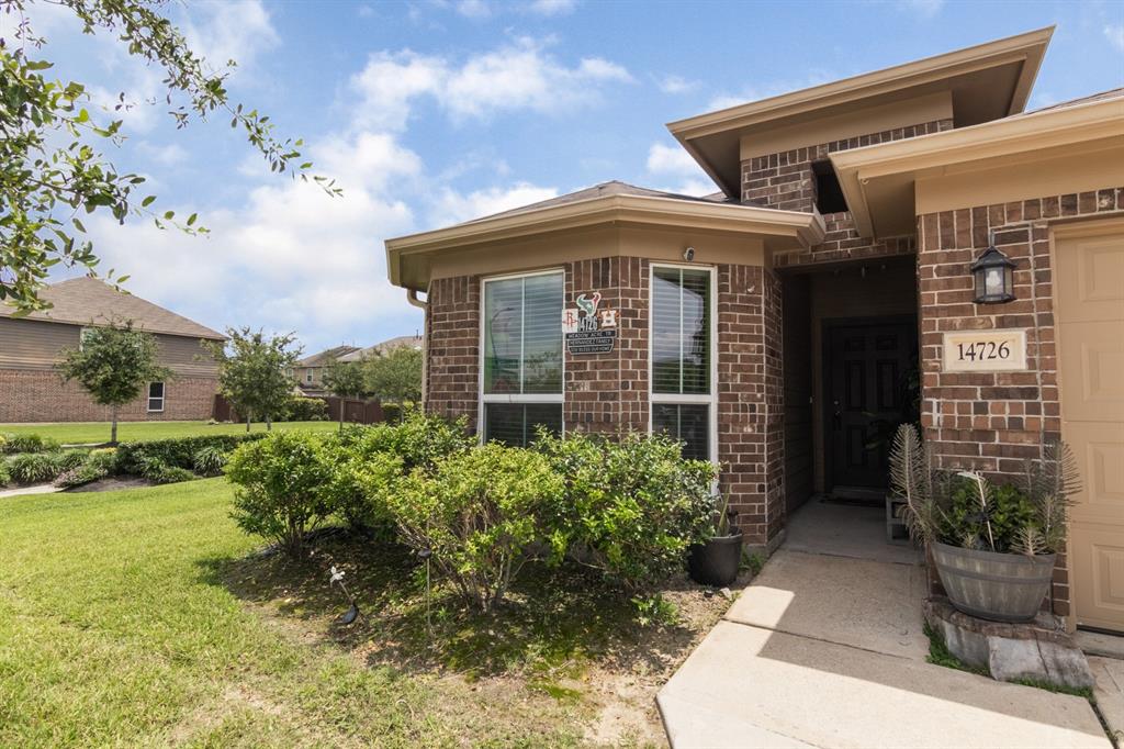 14726 Meadow Acre Trail, Houston, Texas image 3