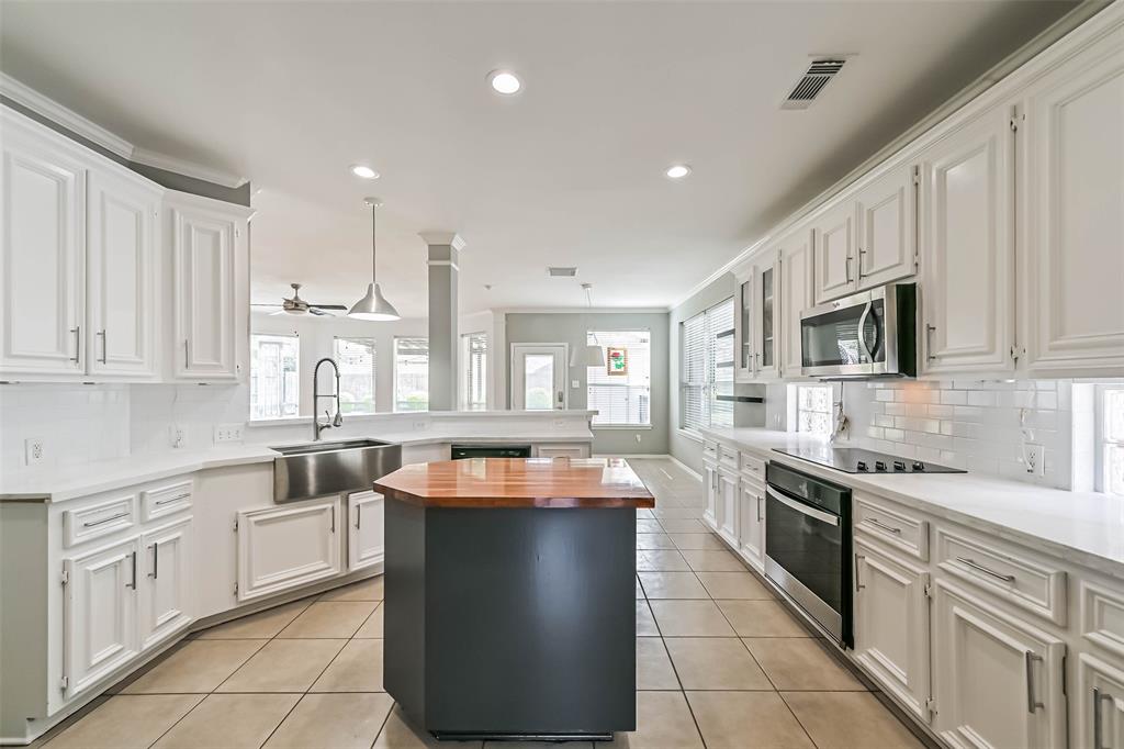 9910 Brook Meadow Lane, Houston, Texas image 25