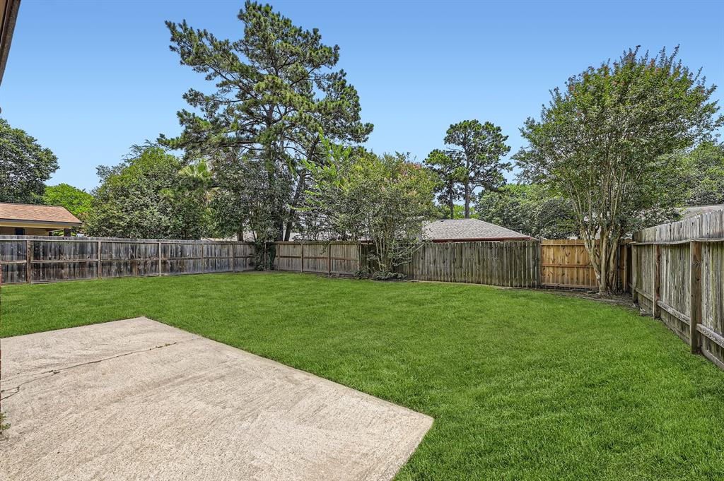 9519 Landry Boulevard, Spring, Texas image 21