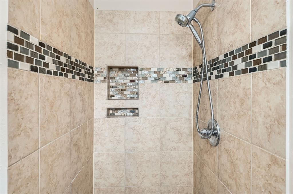 9519 Landry Boulevard, Spring, Texas image 14