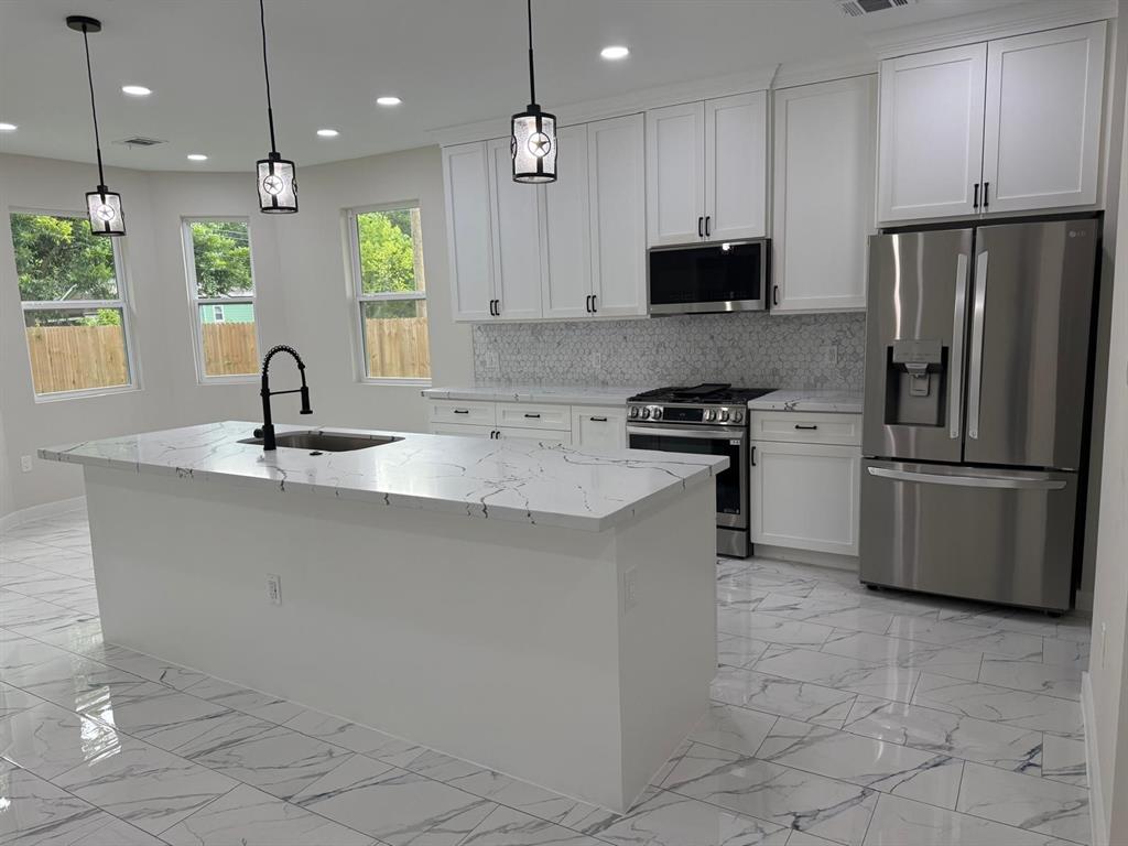 1514 Oleander Drive