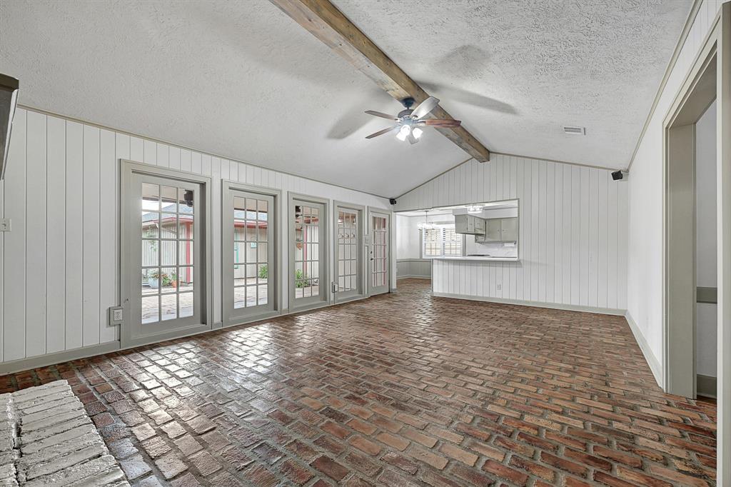 5815 Lookout Mountain Drive, Houston, Texas image 9