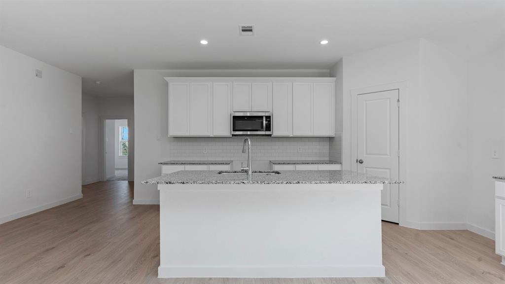 5026 Balcolm Drive, Fresno, Texas image 10