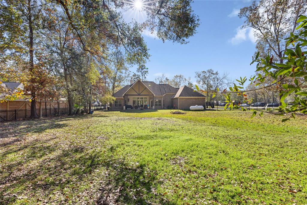 807 Commons Lake Edge Drive, Huffman, Texas image 40