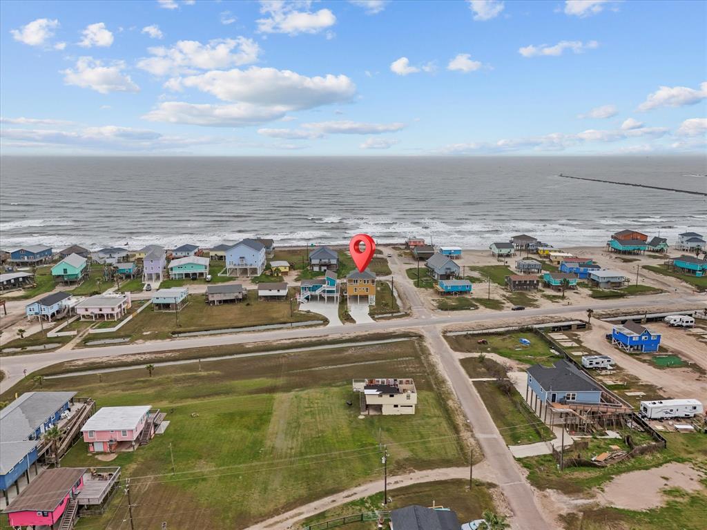 1018 Seashell Drive, Surfside Beach, Texas image 5